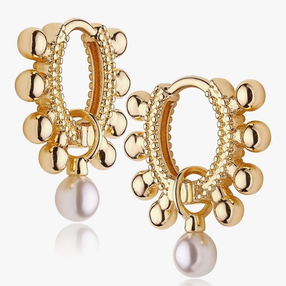 Planet Gold Jewelry - NEW 18K Gold Plated Spike Huggie Hoop Earrings